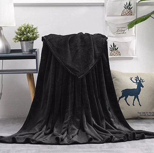 BLACK MICROFIBER PLUSH BLANKET